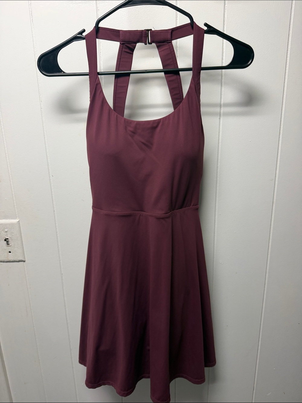 HALARA Burgundy Sleeveless A-Line Midi Dress